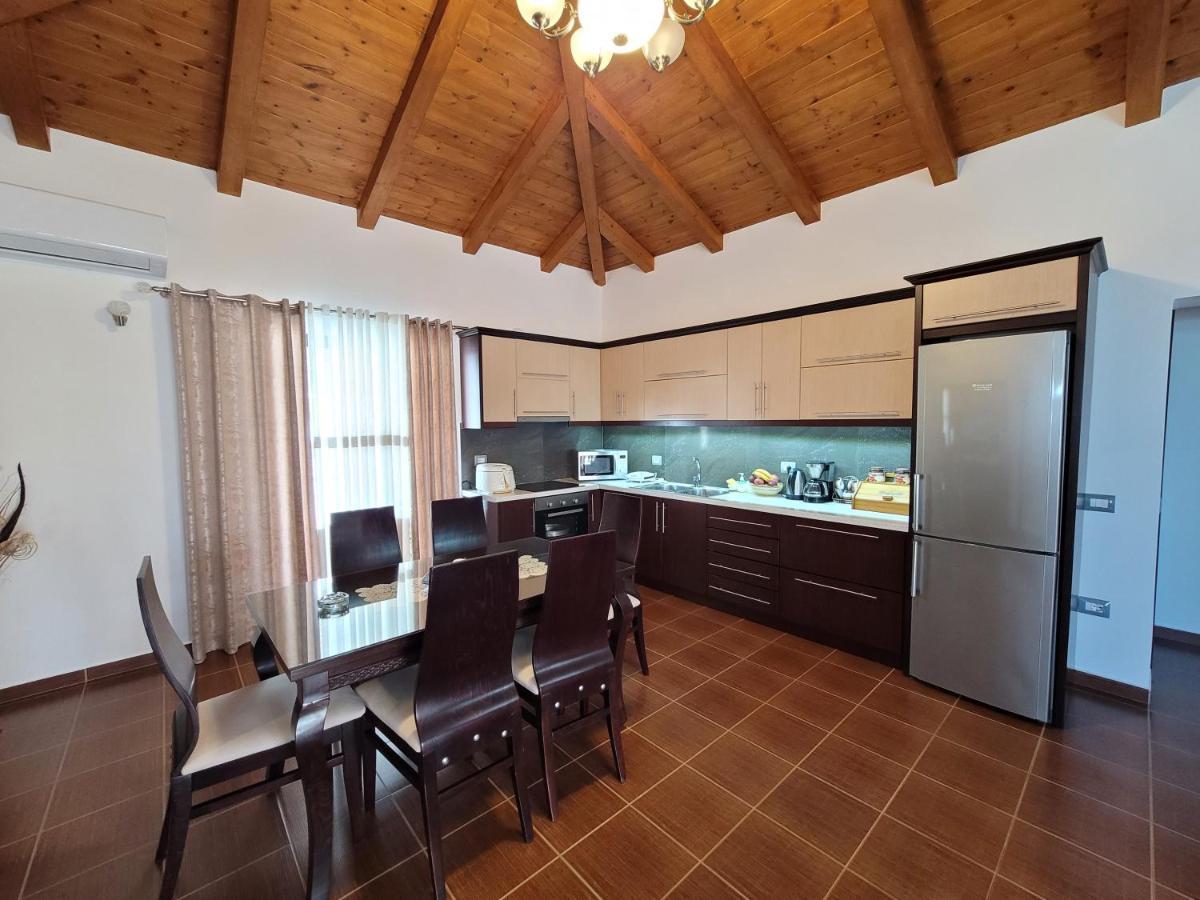 Villa Jiota Ксамил Экстерьер фото